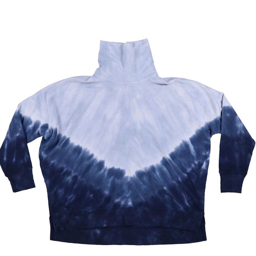 NWT VS PINK Sweatshirt Turtleneck Tunic Pullover (Blue Ombre) size small